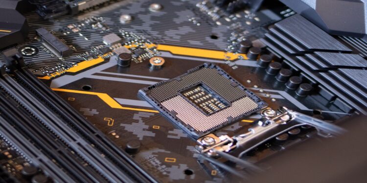 Valg af den Rigtige Computer til Cybersecurity: Vigtige Overvejelser