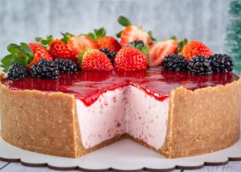 Bærbliss: Forhøjelse af Kager med Friskhed fra Bær