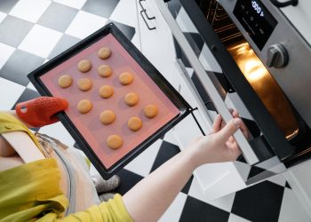 Silicone Baking Mats for Reusable Baking Surfaces